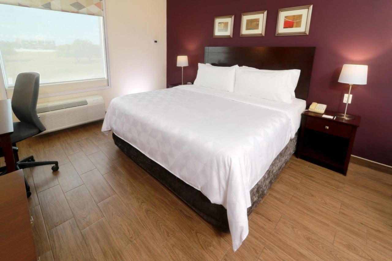 Holiday Inn Reynosa Industrial Poniente By Ihg Bagian luar foto